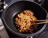 日清焼きそばコチュジャンカスタム作り方3写真