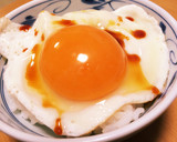 ひと手間で激ウマ！半熟卵かけごはん作り方3写真