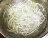 簡単！アボカドの韓国風サラダ作り方1写真