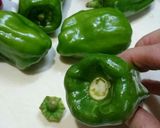 栄養満点！丸ごとピーマンの肉巻き作り方1写真
