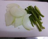 鶏肉とピーマン、たまねぎのケチャップ炒め作り方1写真