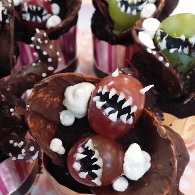 フルーツモンスターカップケーキ☆ by むぎむぎちゃ 【クックパッド