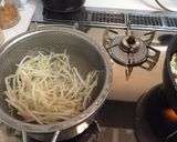もやしとニラの生姜炒めラーメン作り方3写真