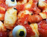 ハロウィンに！芋虫と指のトマト煮作り方7写真