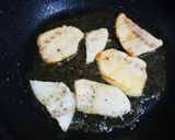 金目鯛あらの煮付け サフラン風味作り方5写真