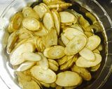 酸味が美味しい、塩ポン酢きんぴら作り方1写真