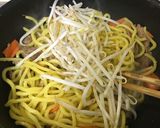 大豆のお肉フィレタイプで焼きそば！作り方6写真