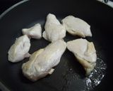 簡単・鶏むね肉のはちみつ醤油煮作り方2写真