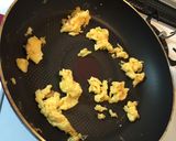 舞茸とウィンナーと卵のマヨ炒め☆作り方3写真