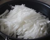 簡単☆大根消費！大根と塩昆布のごま油炒め作り方2写真