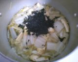 簡単朝食 白菜とワカメ 油揚げのお味噌汁作り方6写真