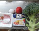 卵とハムと野菜のココットカマン作り方1写真