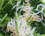 ダイエット用小松菜と卵のコンニャク麺炒め作り方7写真