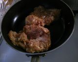 簡単ジューシー！鶏もも肉の 味噌漬け焼き作り方3写真