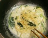 簡単！カップスープdeクリームパスタ♪作り方3写真