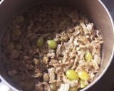 サツマイモと豚肉の味噌炊込みご飯！銀杏入作り方3写真