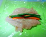 とにかく簡単＊鶏ハム風アレンジ＊野菜巻き作り方4写真
