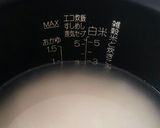 簡単☆さんまの蒲焼き缶で炊き込みご飯作り方3写真