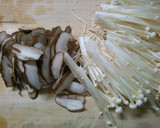 簡単！大豆のお肉とほうれん草の中華スープ作り方1写真