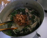 簡単！大豆のお肉とほうれん草の中華スープ作り方4写真