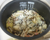 牡蠣としめじのカレー風味炊き込みご飯作り方7写真