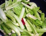 ♡山形青菜のピリ辛ニンニク炒め♡作り方3写真