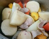 鶏皮プルプルシチュー。作り方2写真