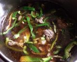 牛すじで青椒肉絲風らーめん作り方4写真