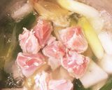 鶏肉と春菊のあごだしスープ作り方3写真