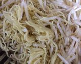 残った、はやとうり中華風肉炒めで焼きそば作り方2写真