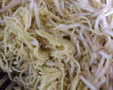 残った、はやとうり中華風肉炒めで焼きそば作り方2写真
