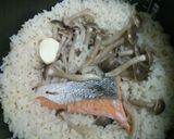 入れるだけ♪鮭と木の子の炊き込みご飯作り方2写真