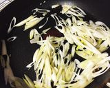 挽肉とネギの甘辛パスタ作り方2写真