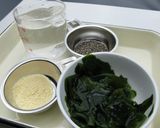 レンジで簡単！チアシード☆わかめスープ作り方2写真