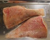 赤魚の塩麹みりん漬け焼き作り方1写真