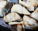刺身用さくで＊わらさステーキ作り方3写真