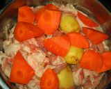 新じゃがとトロトロ豚肉の煮物作り方1写真