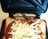 簡単リメイク☆カレーチーズホットサンド☆作り方5写真