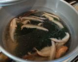 簡単！大分産椎茸とワカメの溶き卵スープ作り方4写真