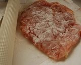 鶏胸肉のソテー☆醤油ガーリックソース作り方1写真