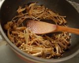 鶏胸肉のソテー☆醤油ガーリックソース作り方3写真