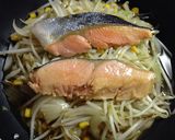塩シャケと野菜の蒸し焼き作り方3写真