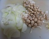きのこで増量&簡単♪めかじきカレーソテー作り方1写真