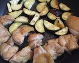 鶏もも肉と茄子と大根の煮物作り方5写真