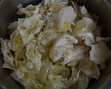 キャベツのホットサラダ～お鍋で蒸し炒め作り方2写真