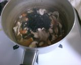 豚肉とさつま揚げ ワカメのお味噌汁！作り方5写真