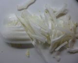 寿司酢胡麻ドレ♪玉ねぎと白菜のサラダ作り方1写真