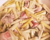 細竹と豚バラの煮物作り方1写真