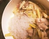 細竹と豚バラの煮物作り方2写真