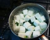 はんぺんとワカメの中華風スープ作り方2写真